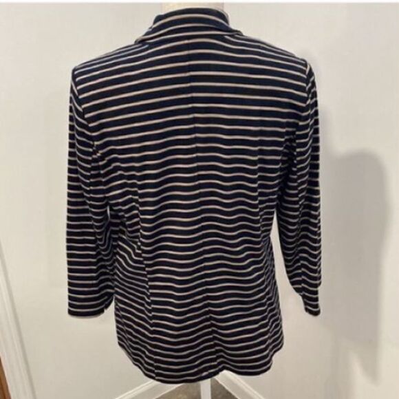 Joan Rivers Women’s Size XL Blazer Navy White with Gold Buttons and Flap Pockets - Picture 9 of 15
